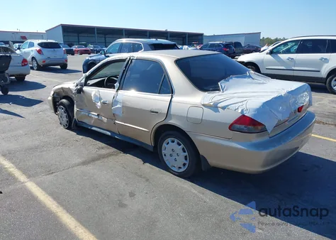 2001 Honda Accord 2.3 Lx from USA, damaged, VIN 1HGCG56441A047318